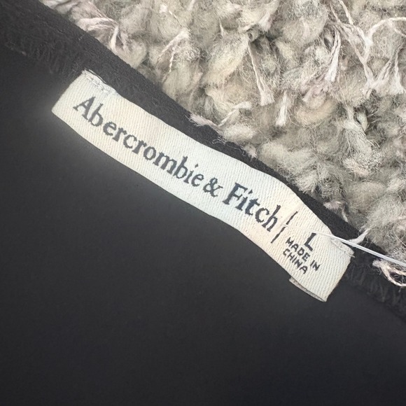 NEW Abercrombie & Fitch One Shoulder Black Long Sleeve Top Size Large - Picture 3 of 3